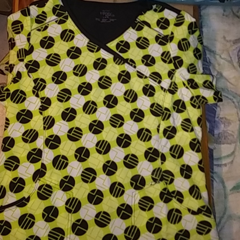 Cherokee infinity scrub set size L